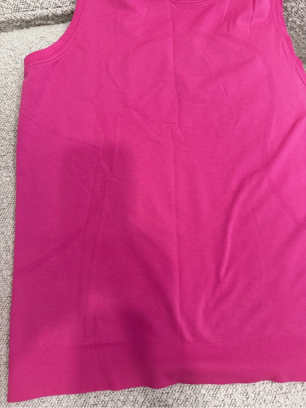 lululemon athletica women’s Sleeveless Crewneck Tank - Hot Pink size8